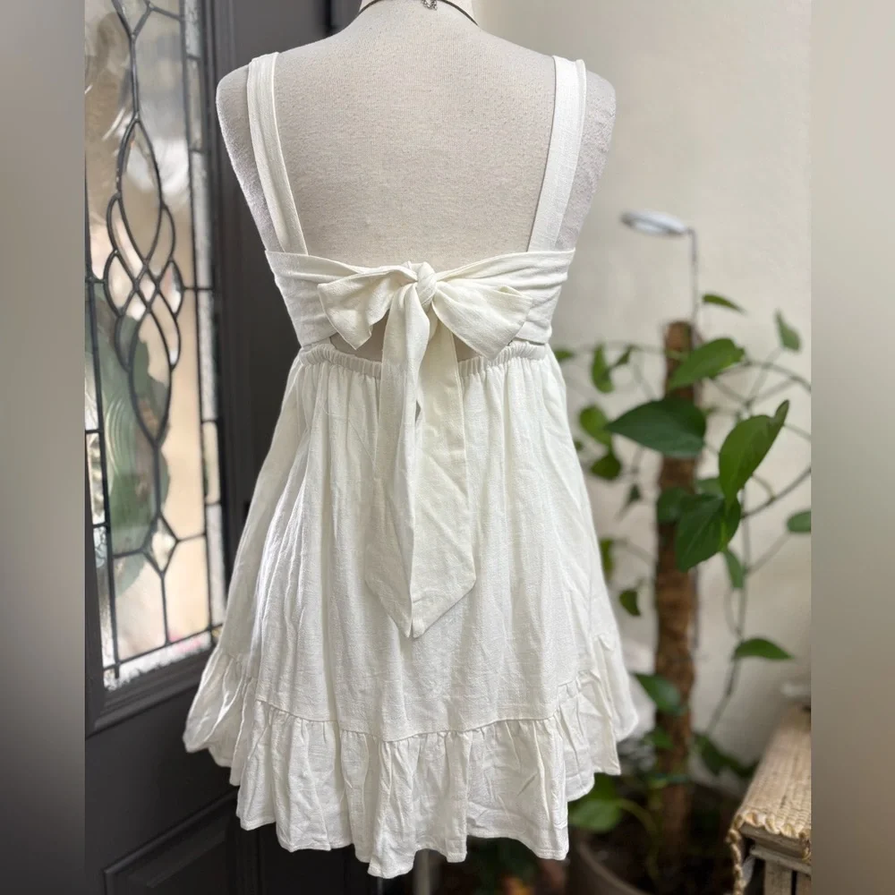 NWT Lulu's Darling Perfection White Tiered Tie-Back Mini Skater Dress | Size M - Picture 6 of 12